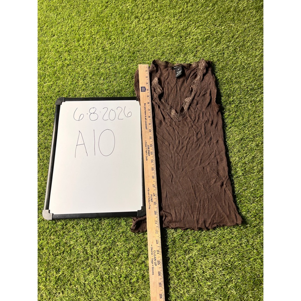 BCBGMAXAZRIA Brown Crinkle Lace Trim V-Neck Tank Top Sleeveless Rayon Size M
